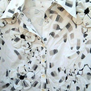 Samuel Dong Top Floral White Black Top